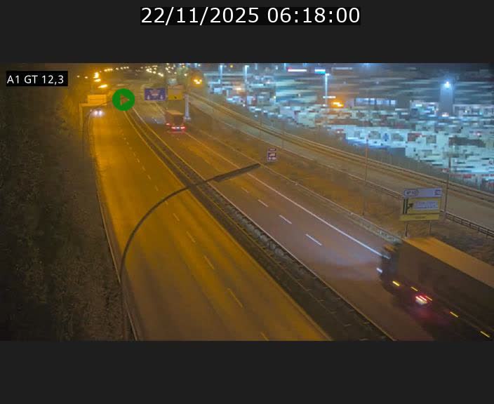 <h2>Traffic live webcam Luxembourg Senningerberg - A1 direction Allemagne - BK 12.3</h2>