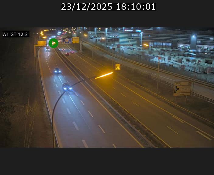 <h2>Traffic live webcam Luxembourg Senningerberg - A1 direction Allemagne - BK 12.3</h2>