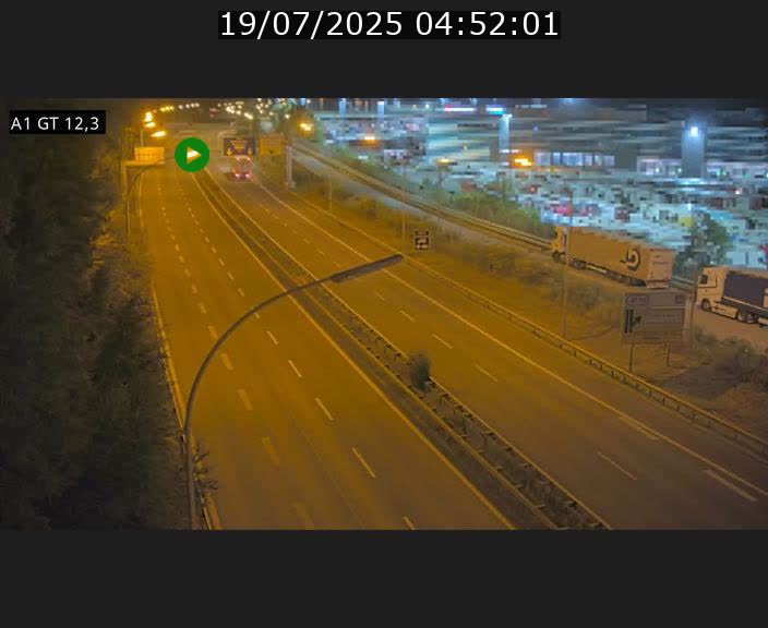 <h2>Traffic live webcam Luxembourg Senningerberg - A1 direction Allemagne - BK 12.3</h2>