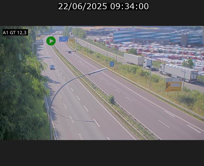 <h2>Traffic live webcam Luxembourg Senningerberg - A1 direction Allemagne - BK 12.3</h2>