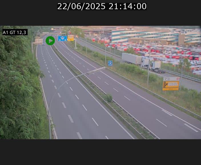 <h2>Traffic live webcam Luxembourg Senningerberg - A1 direction Allemagne - BK 12.3</h2>