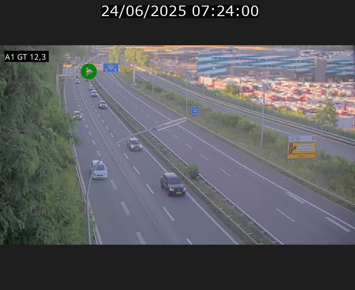<h2>Traffic live webcam Luxembourg Senningerberg - A1 direction Allemagne - BK 12.3</h2>