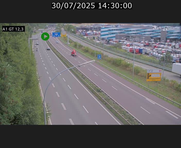 <h2>Traffic live webcam Luxembourg Senningerberg - A1 direction Allemagne - BK 12.3</h2>