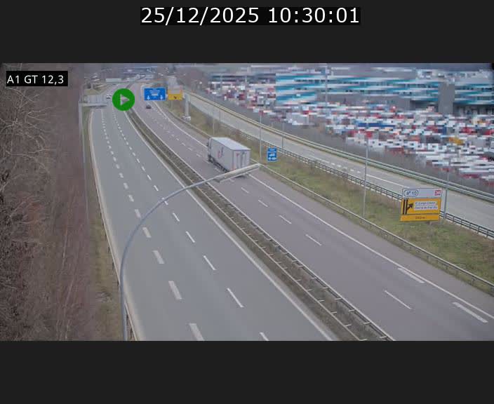 <h2>Traffic live webcam Luxembourg Senningerberg - A1 direction Allemagne - BK 12.3</h2>