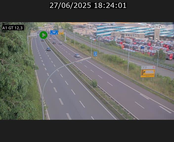 <h2>Traffic live webcam Luxembourg Senningerberg - A1 direction Allemagne - BK 12.3</h2>