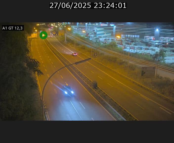 <h2>Traffic live webcam Luxembourg Senningerberg - A1 direction Allemagne - BK 12.3</h2>