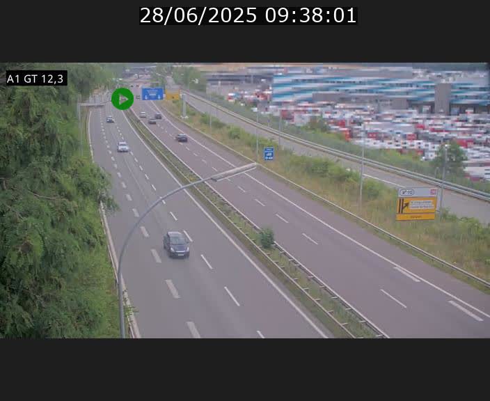 <h2>Traffic live webcam Luxembourg Senningerberg - A1 direction Allemagne - BK 12.3</h2>