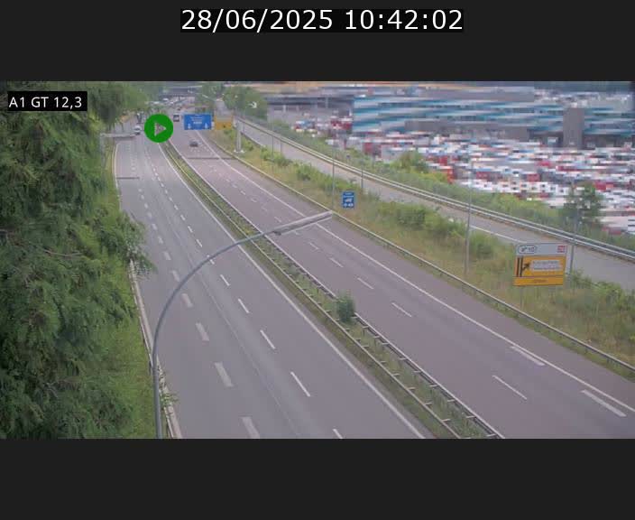 <h2>Traffic live webcam Luxembourg Senningerberg - A1 direction Allemagne - BK 12.3</h2>