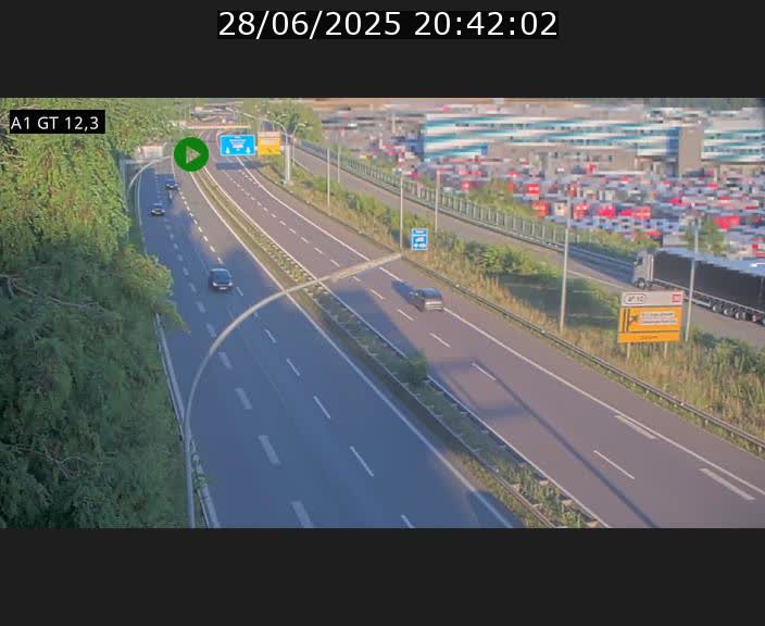 <h2>Traffic live webcam Luxembourg Senningerberg - A1 direction Allemagne - BK 12.3</h2>