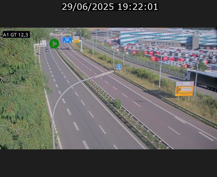 <h2>Traffic live webcam Luxembourg Senningerberg - A1 direction Allemagne - BK 12.3</h2>