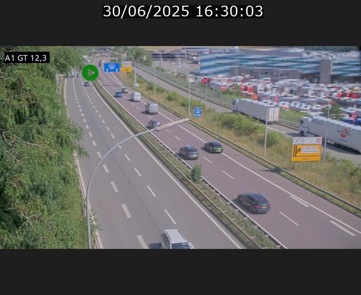 <h2>Traffic live webcam Luxembourg Senningerberg - A1 direction Allemagne - BK 12.3</h2>