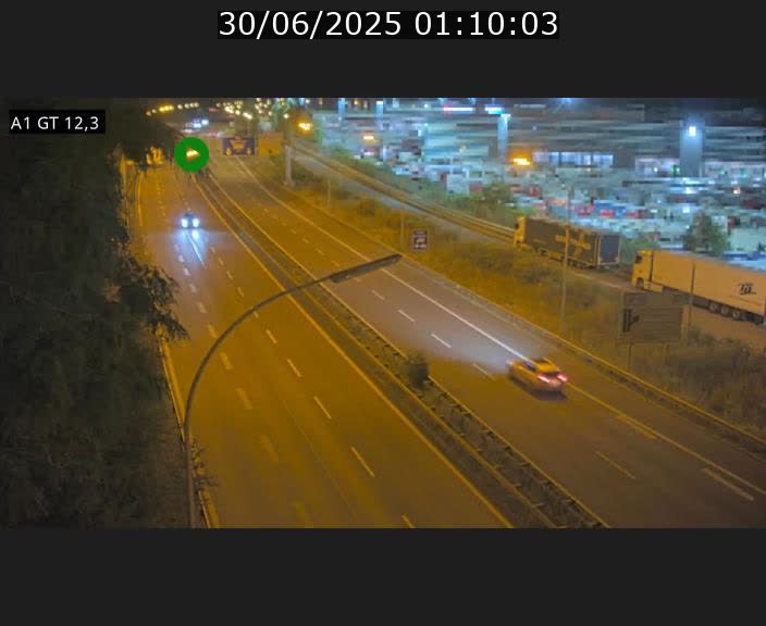 <h2>Traffic live webcam Luxembourg Senningerberg - A1 direction Allemagne - BK 12.3</h2>