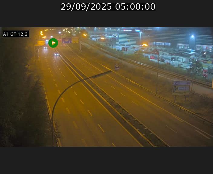 <h2>Traffic live webcam Luxembourg Senningerberg - A1 direction Allemagne - BK 12.3</h2>