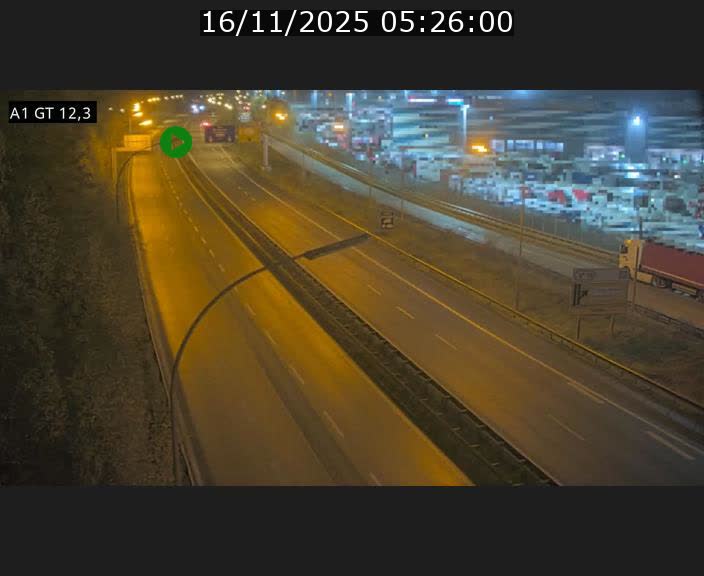 <h2>Traffic live webcam Luxembourg Senningerberg - A1 direction Allemagne - BK 12.3</h2>