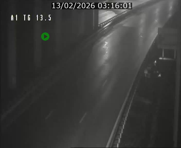 <h2>Traffic live webcam Luxembourg Senningen - A1 direction Luxembourg - BK 13.5</h2>