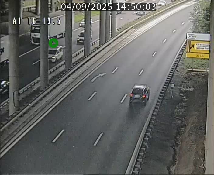<h2>Traffic live webcam Luxembourg Senningen - A1 direction Luxembourg - BK 13.5</h2>
