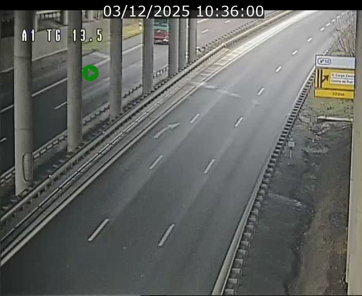 <h2>Traffic live webcam Luxembourg Senningen - A1 direction Luxembourg - BK 13.5</h2>