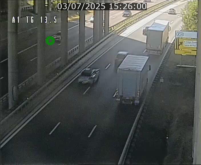Traffic live webcam Luxembourg Senningen - A1 direction Luxembourg - BK 13.5