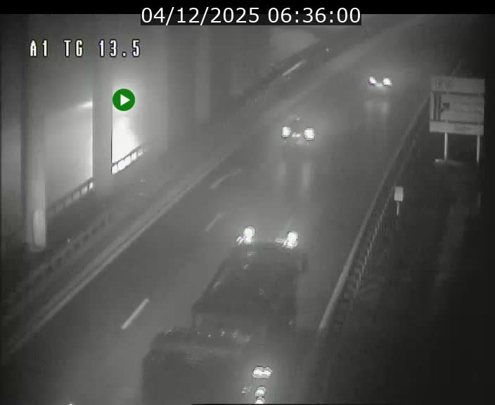 <h2>Traffic live webcam Luxembourg Senningen - A1 direction Luxembourg - BK 13.5</h2>
