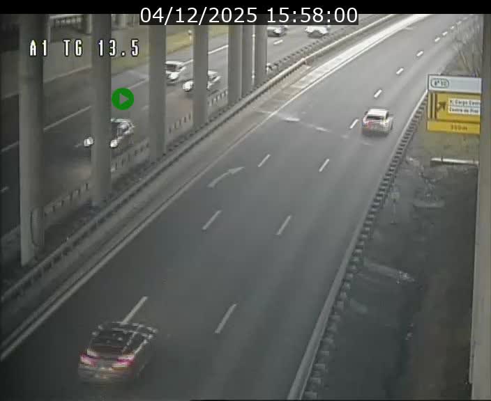 <h2>Traffic live webcam Luxembourg Senningen - A1 direction Luxembourg - BK 13.5</h2>