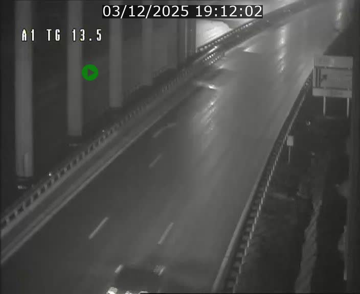 <h2>Traffic live webcam Luxembourg Senningen - A1 direction Luxembourg - BK 13.5</h2>