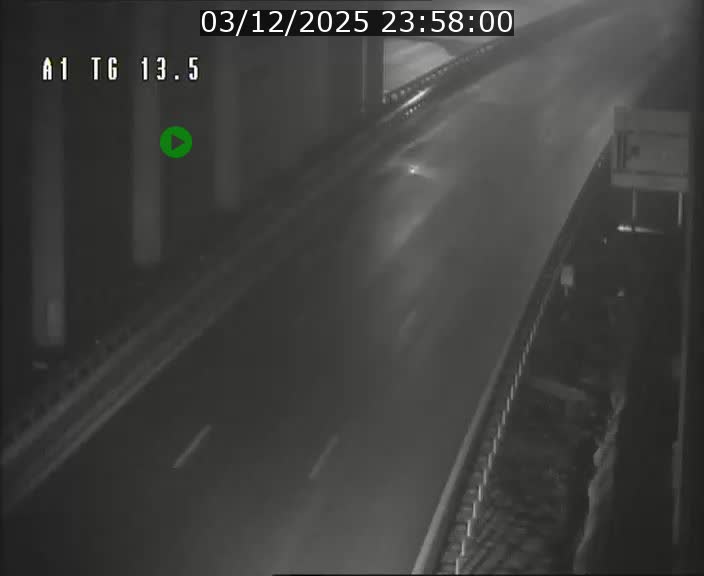 <h2>Traffic live webcam Luxembourg Senningen - A1 direction Luxembourg - BK 13.5</h2>