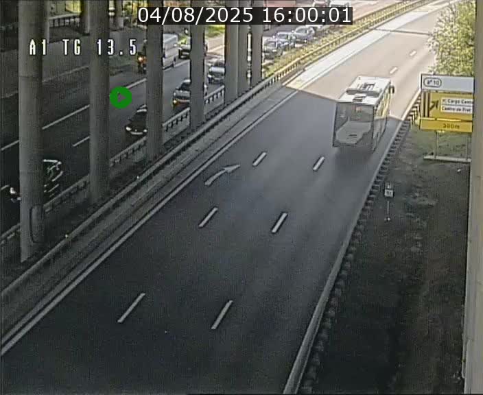 <h2>Traffic live webcam Luxembourg Senningen - A1 direction Luxembourg - BK 13.5</h2>
