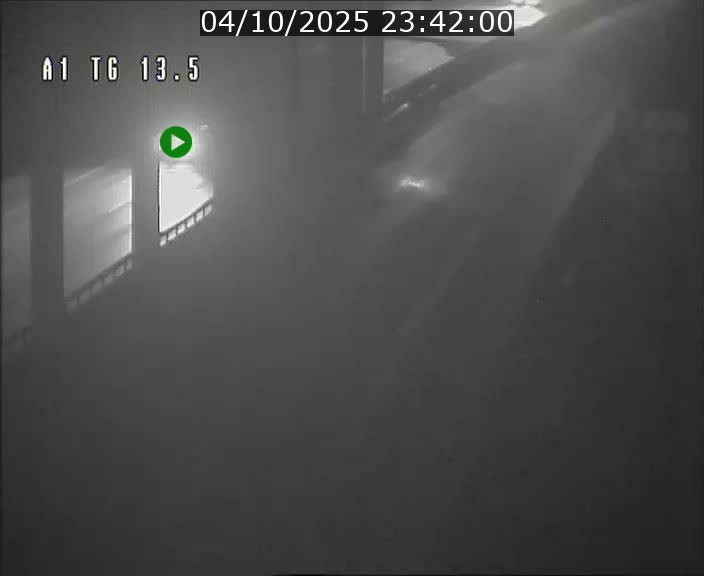 <h2>Traffic live webcam Luxembourg Senningen - A1 direction Luxembourg - BK 13.5</h2>