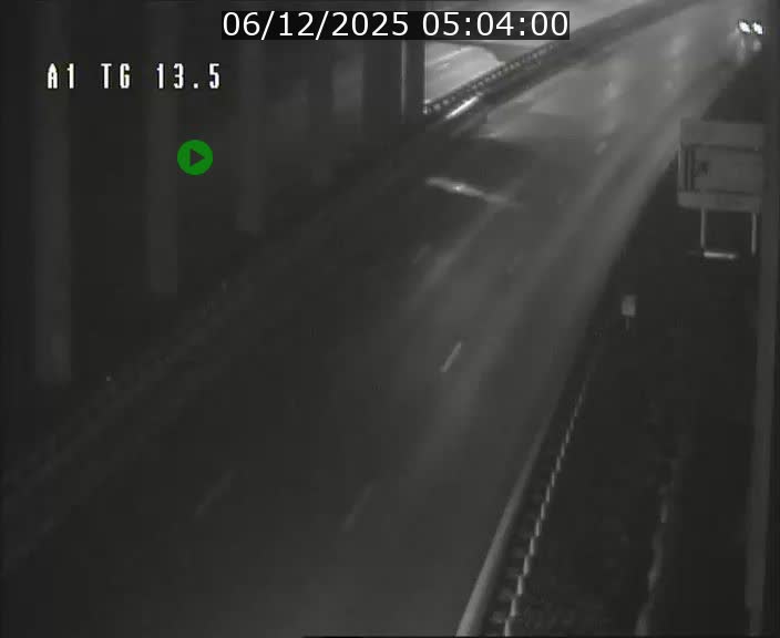 <h2>Traffic live webcam Luxembourg Senningen - A1 direction Luxembourg - BK 13.5</h2>