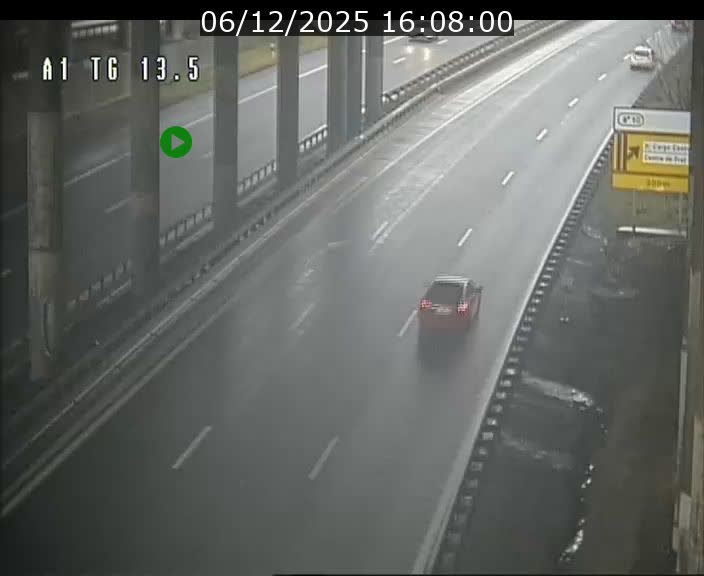 <h2>Traffic live webcam Luxembourg Senningen - A1 direction Luxembourg - BK 13.5</h2>