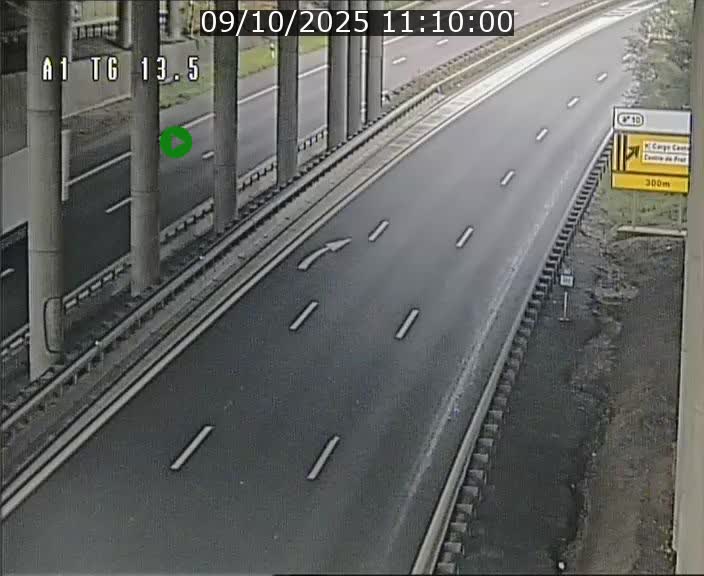 <h2>Traffic live webcam Luxembourg Senningen - A1 direction Luxembourg - BK 13.5</h2>