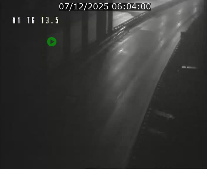 <h2>Traffic live webcam Luxembourg Senningen - A1 direction Luxembourg - BK 13.5</h2>