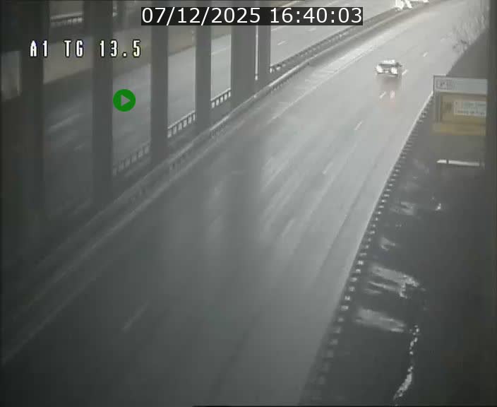 <h2>Traffic live webcam Luxembourg Senningen - A1 direction Luxembourg - BK 13.5</h2>