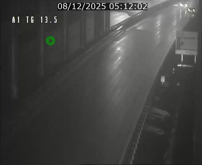 <h2>Traffic live webcam Luxembourg Senningen - A1 direction Luxembourg - BK 13.5</h2>