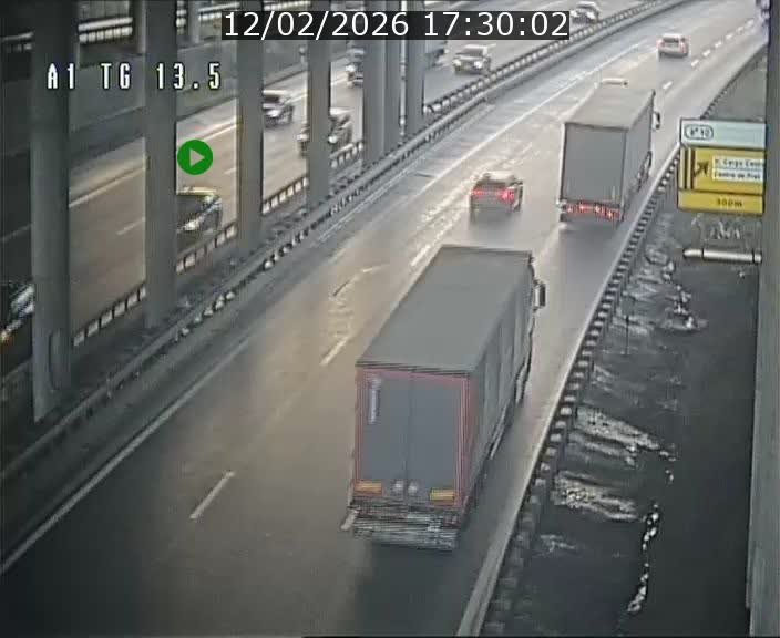 <h2>Traffic live webcam Luxembourg Senningen - A1 direction Luxembourg - BK 13.5</h2>