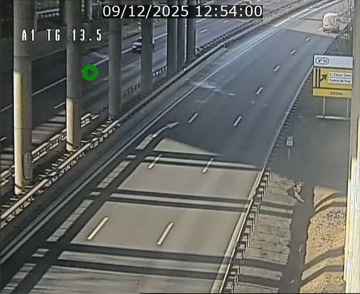 <h2>Traffic live webcam Luxembourg Senningen - A1 direction Luxembourg - BK 13.5</h2>