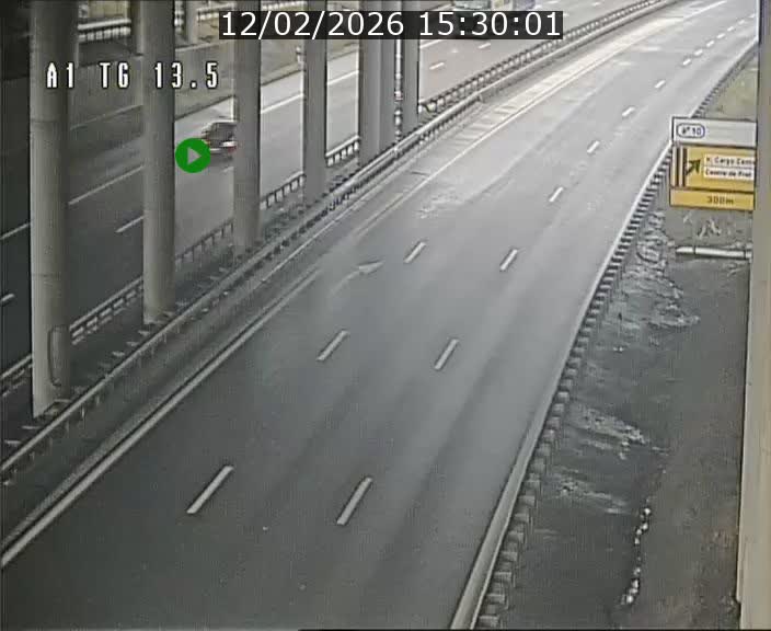 <h2>Traffic live webcam Luxembourg Senningen - A1 direction Luxembourg - BK 13.5</h2>