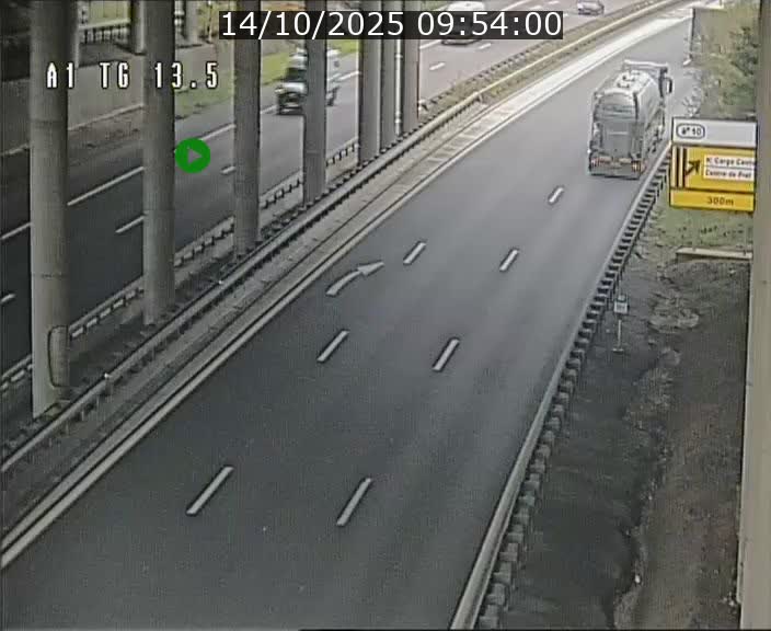 <h2>Traffic live webcam Luxembourg Senningen - A1 direction Luxembourg - BK 13.5</h2>