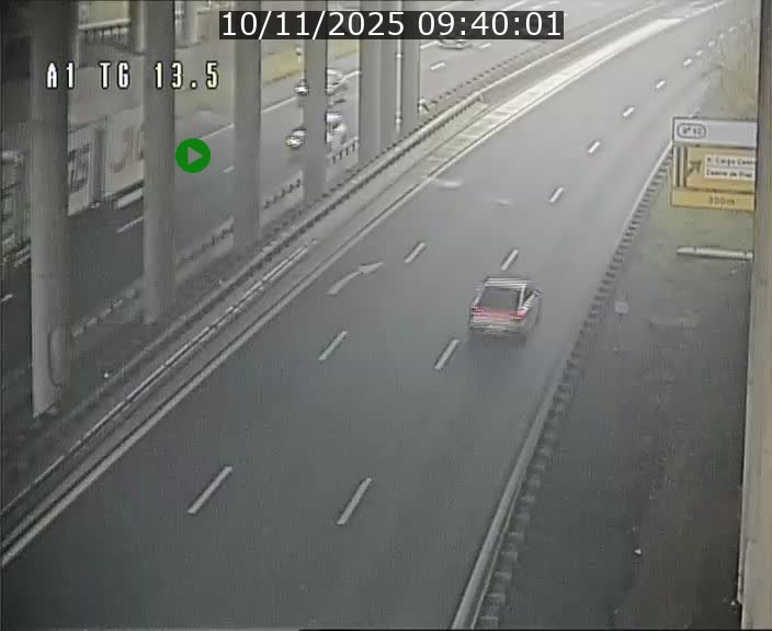 <h2>Traffic live webcam Luxembourg Senningen - A1 direction Luxembourg - BK 13.5</h2>