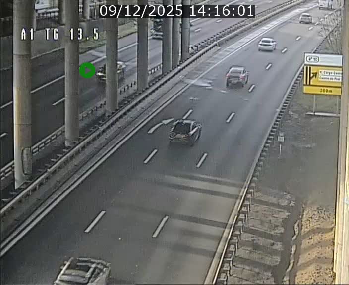 <h2>Traffic live webcam Luxembourg Senningen - A1 direction Luxembourg - BK 13.5</h2>