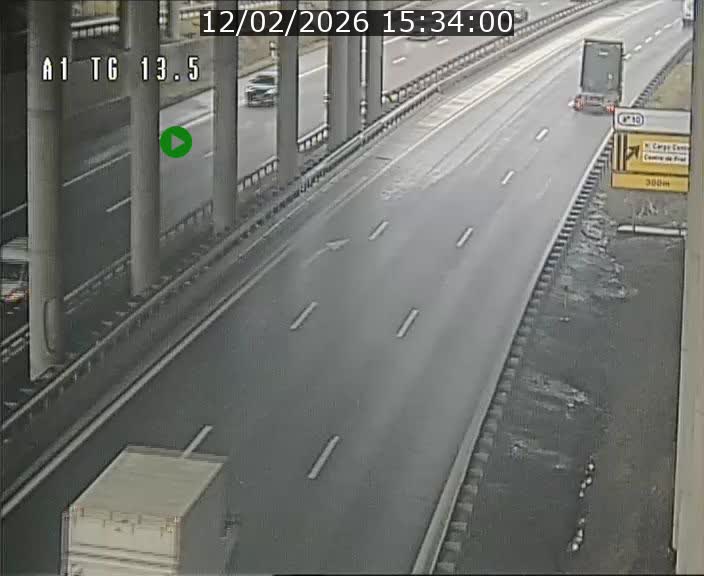 <h2>Traffic live webcam Luxembourg Senningen - A1 direction Luxembourg - BK 13.5</h2>