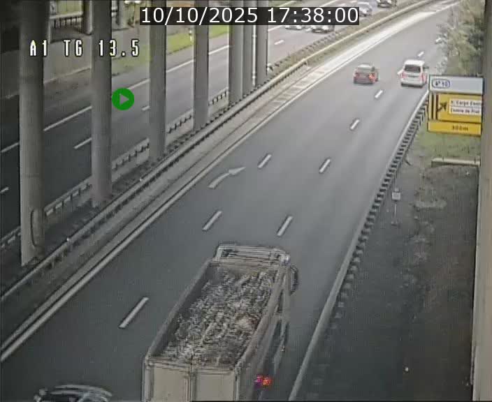 <h2>Traffic live webcam Luxembourg Senningen - A1 direction Luxembourg - BK 13.5</h2>