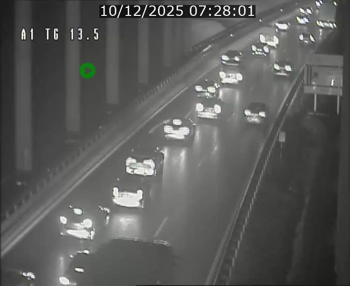 <h2>Traffic live webcam Luxembourg Senningen - A1 direction Luxembourg - BK 13.5</h2>