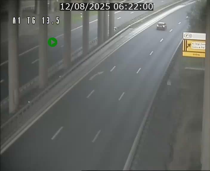 <h2>Traffic live webcam Luxembourg Senningen - A1 direction Luxembourg - BK 13.5</h2>