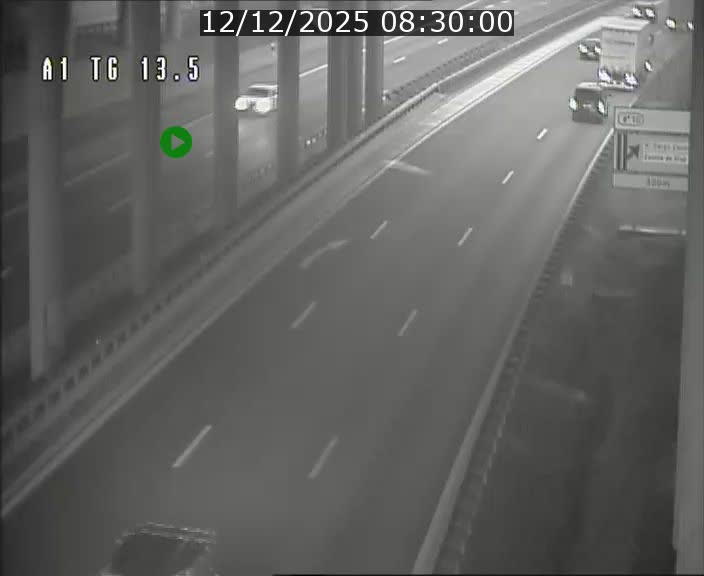<h2>Traffic live webcam Luxembourg Senningen - A1 direction Luxembourg - BK 13.5</h2>
