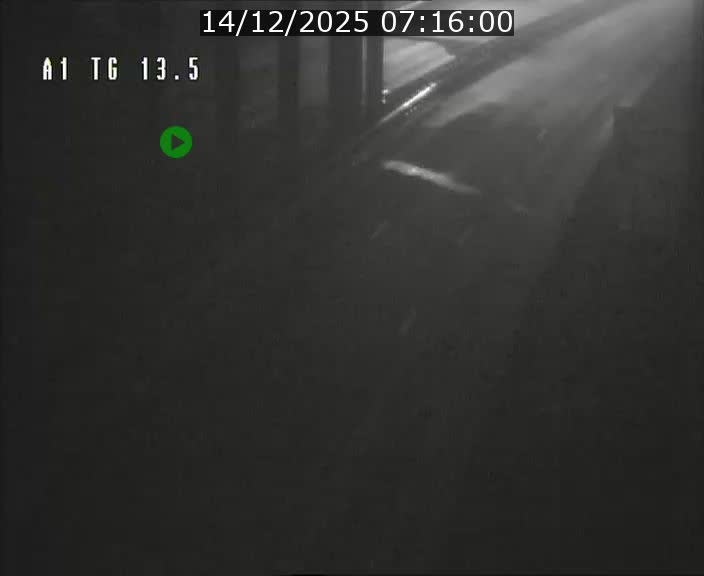 <h2>Traffic live webcam Luxembourg Senningen - A1 direction Luxembourg - BK 13.5</h2>