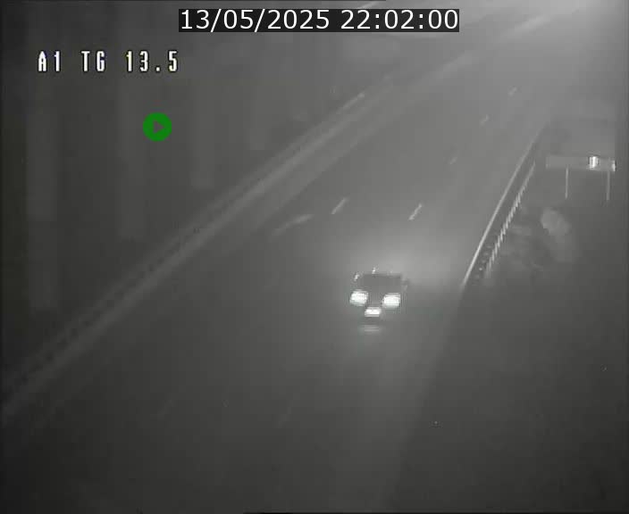 <h2>Traffic live webcam Luxembourg Senningen - A1 direction Luxembourg - BK 13.5</h2>