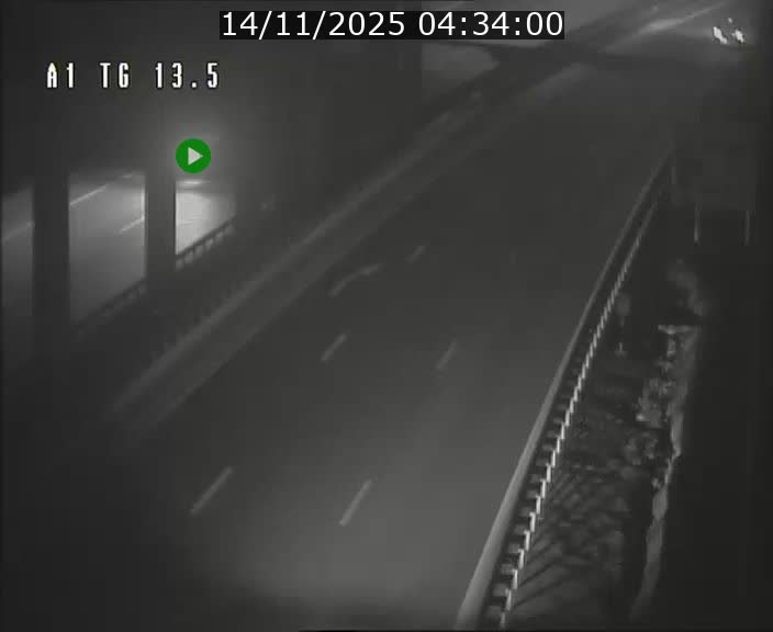 <h2>Traffic live webcam Luxembourg Senningen - A1 direction Luxembourg - BK 13.5</h2>