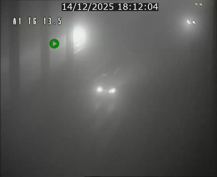 <h2>Traffic live webcam Luxembourg Senningen - A1 direction Luxembourg - BK 13.5</h2>