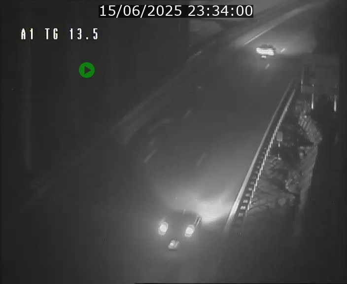 Traffic live webcam Luxembourg Senningen - A1 direction Luxembourg - BK 13.5